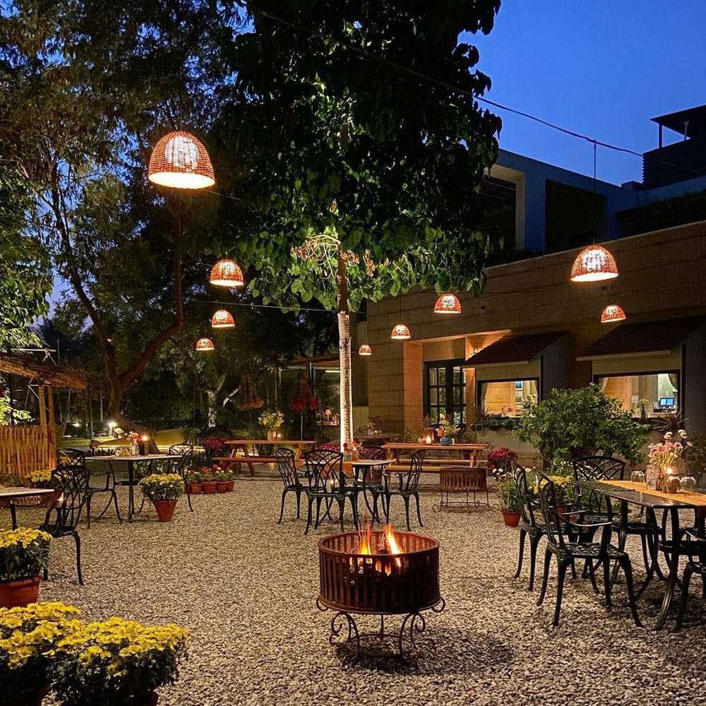 Thiết kế quán cafe sân vườn